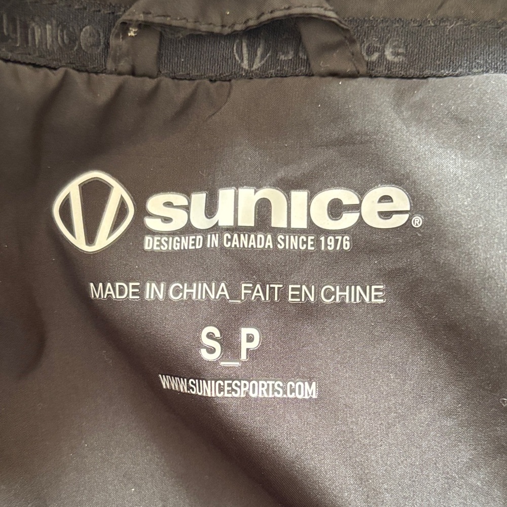 Sunice Keira Wind Vest Golfwear 1896 lightweight black windbreaker vest Black - Picture 4 of 11